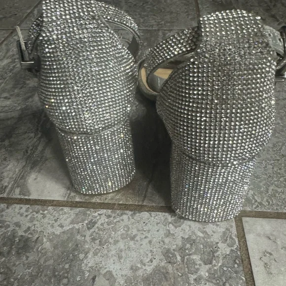 Dazzling Silver Rhinestone Heels - Picture 4 of 8